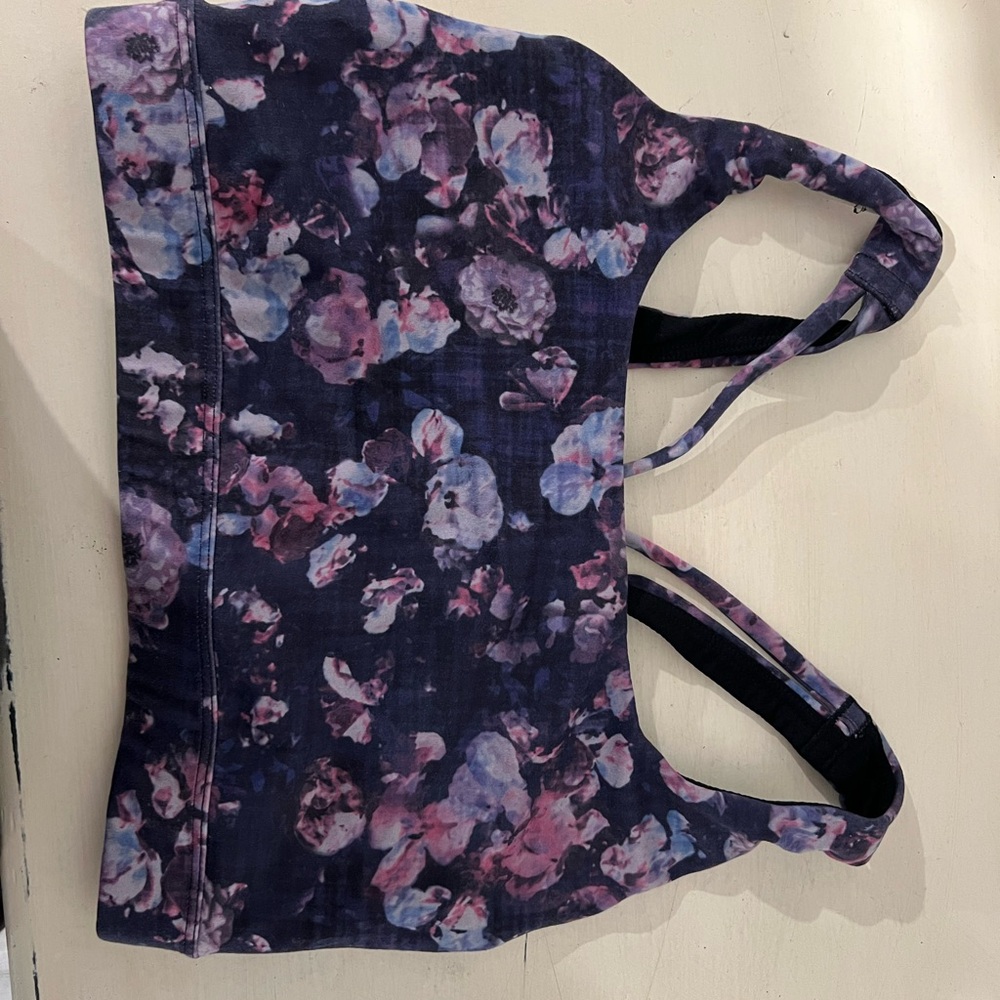 Athleta Exhale Sports Bra D-DD